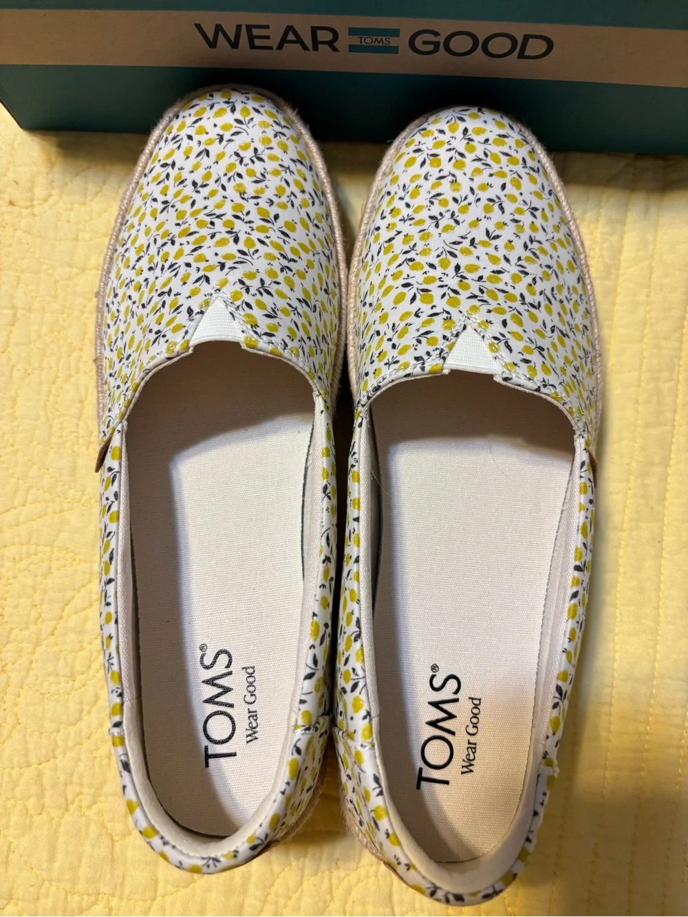 TOMS Women's Yellow and White Floral Slip-On Espadrilles